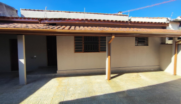 C3825 17.jpg
